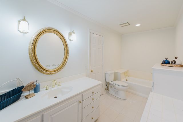 209 Turnberry Circle, Mt Pleasant, TX 75455