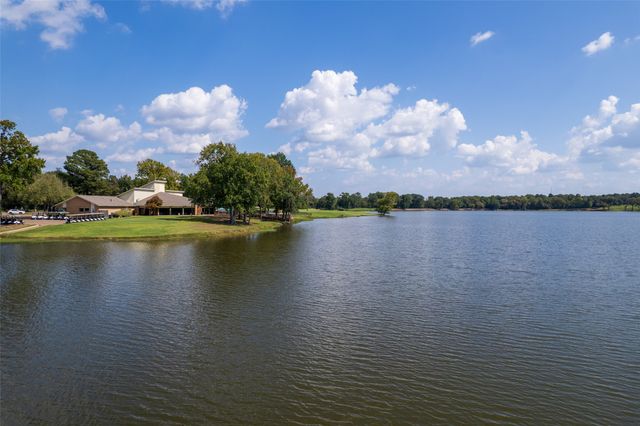 209 Turnberry Circle, Mt Pleasant, TX 75455