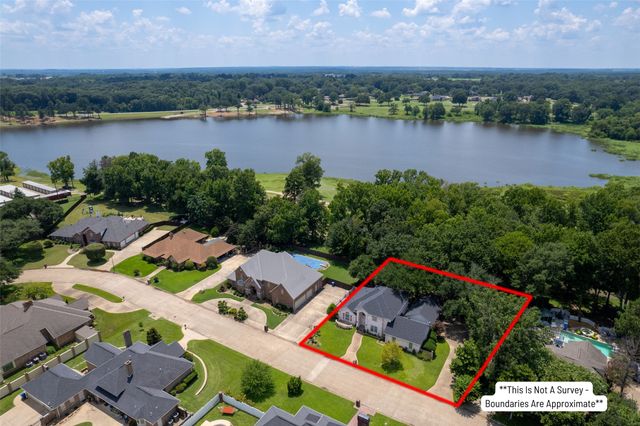 209 Turnberry Circle, Mt Pleasant, TX 75455