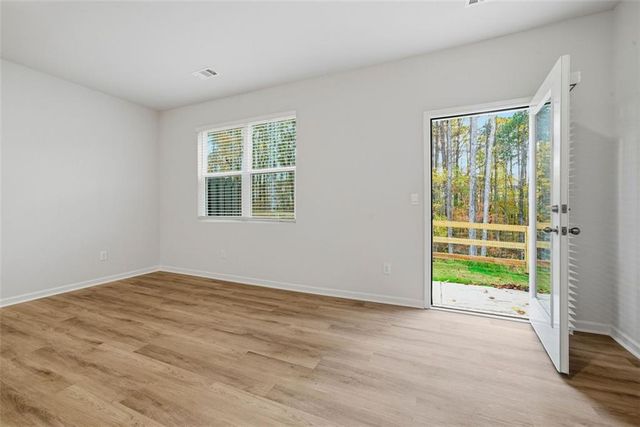 5961 Skylar Drive, Atlanta, GA 30331