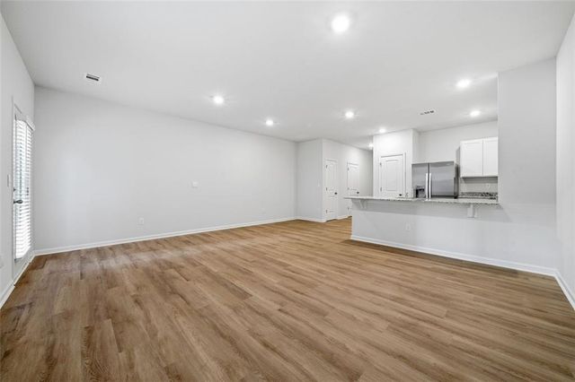 5961 Skylar Drive, Atlanta, GA 30331