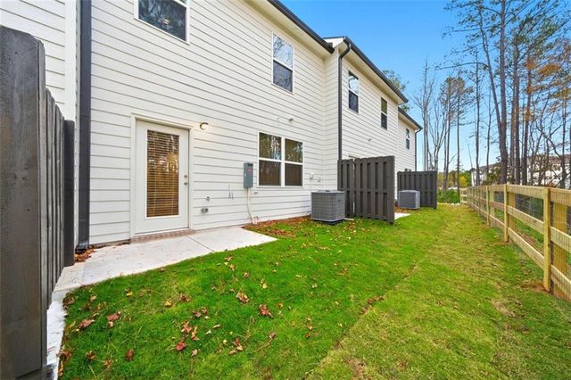 5961 Skylar Drive, Atlanta, GA 30331