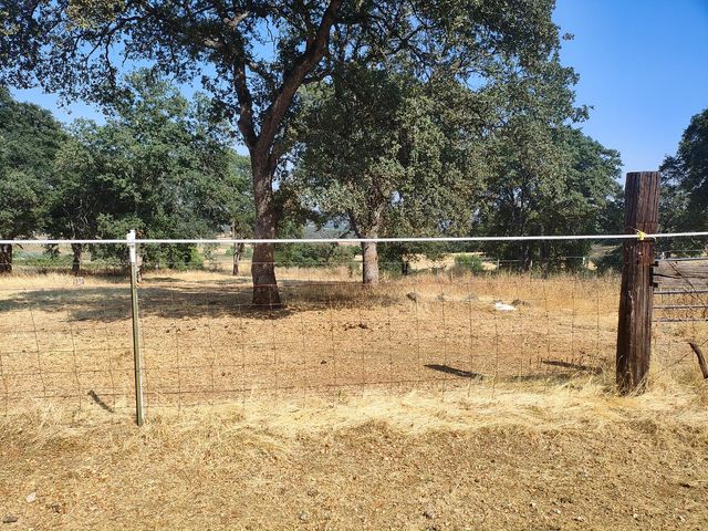 10516 Spring Valley Rd, Marysville, CA 95901