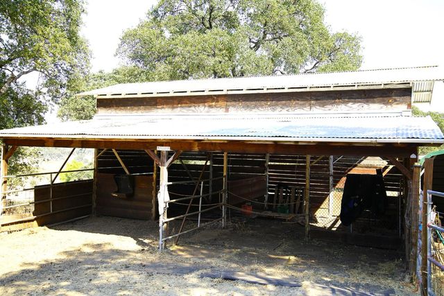 10516 Spring Valley Rd, Marysville, CA 95901