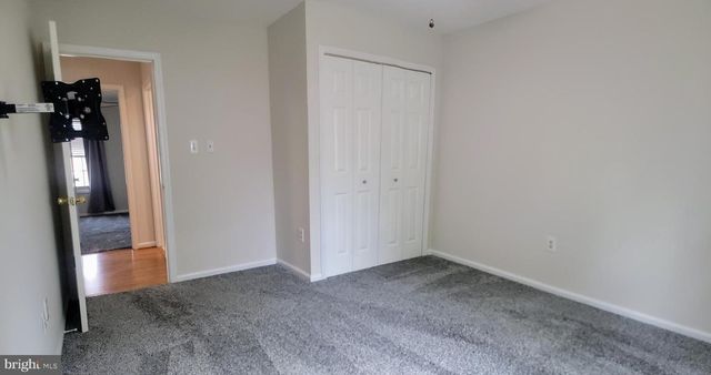 8949 PRINCETON PARK DR, Manassas, VA 20110