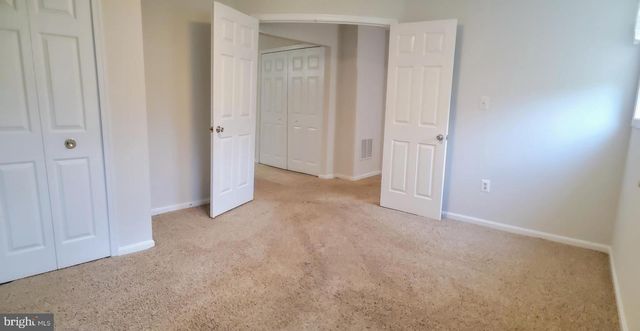8949 PRINCETON PARK DR, Manassas, VA 20110