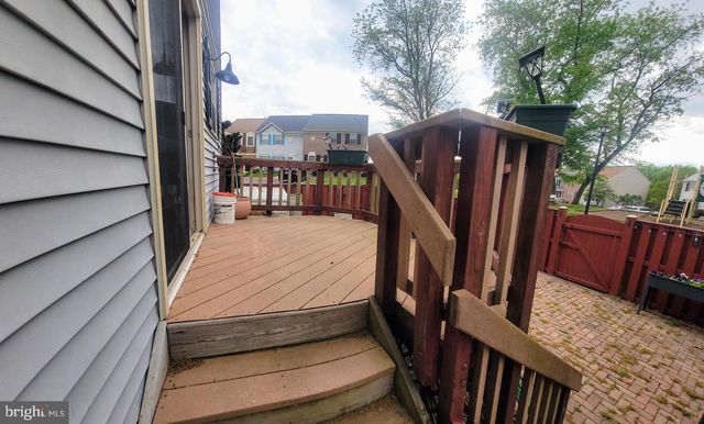8949 PRINCETON PARK DR, Manassas, VA 20110