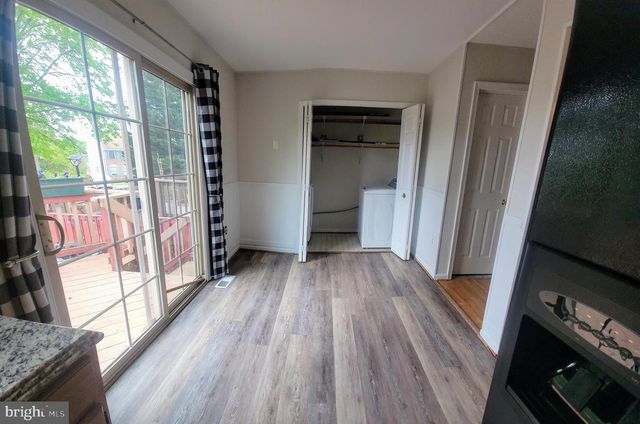 8949 PRINCETON PARK DR, Manassas, VA 20110