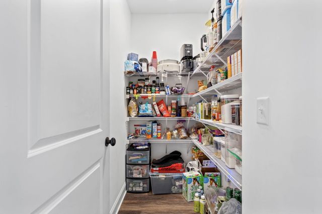 31 Winchester Drive, Rossville, GA 30741