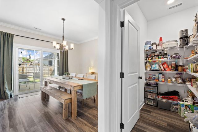 31 Winchester Drive, Rossville, GA 30741