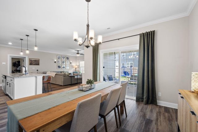 31 Winchester Drive, Rossville, GA 30741