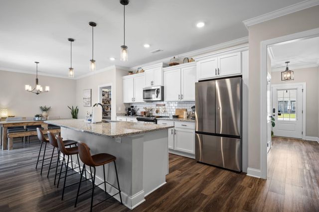 31 Winchester Drive, Rossville, GA 30741