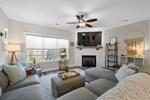 31 Winchester Drive, Rossville, GA 30741