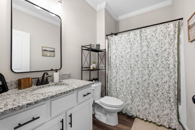 31 Winchester Drive, Rossville, GA 30741