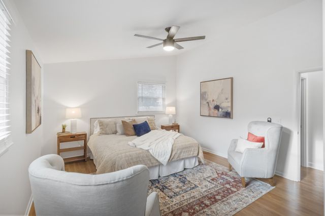 2437 Fairbrook Dr, Nashville, TN 37214