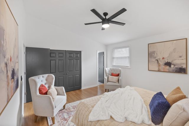 2437 Fairbrook Dr, Nashville, TN 37214