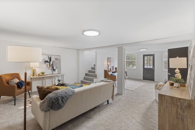 2437 Fairbrook Dr, Nashville, TN 37214