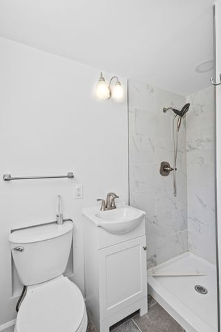 2437 Fairbrook Dr, Nashville, TN 37214