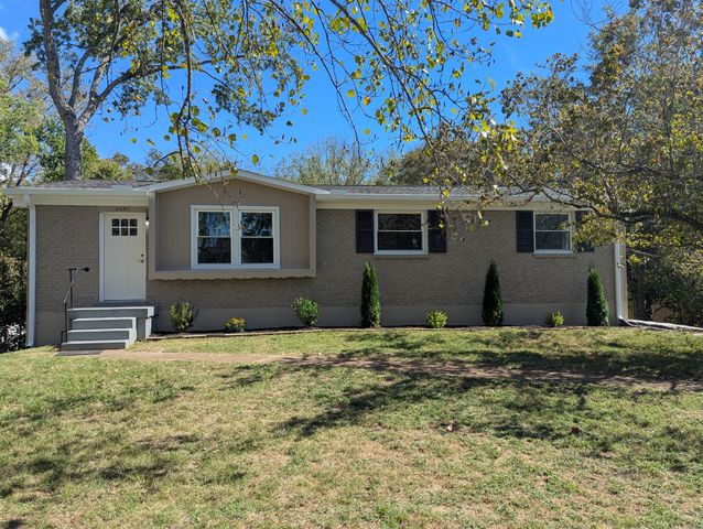 2437 Fairbrook Dr, Nashville, TN 37214