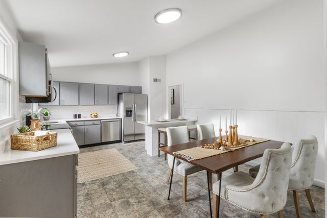 2437 Fairbrook Dr, Nashville, TN 37214