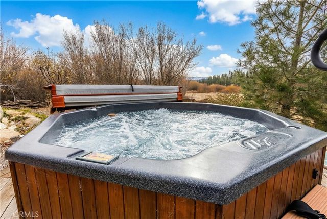 39255 Seminole, Fawnskin, CA 92333