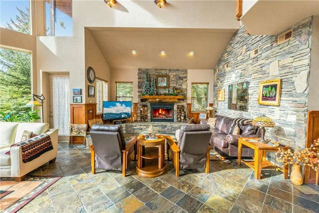 39255 Seminole, Fawnskin, CA 92333