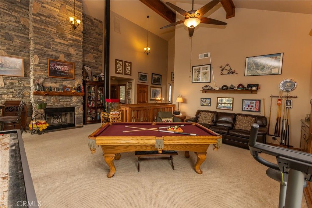 Image 10 of property listing at 39255 Seminole, Fawnskin, CA 92333