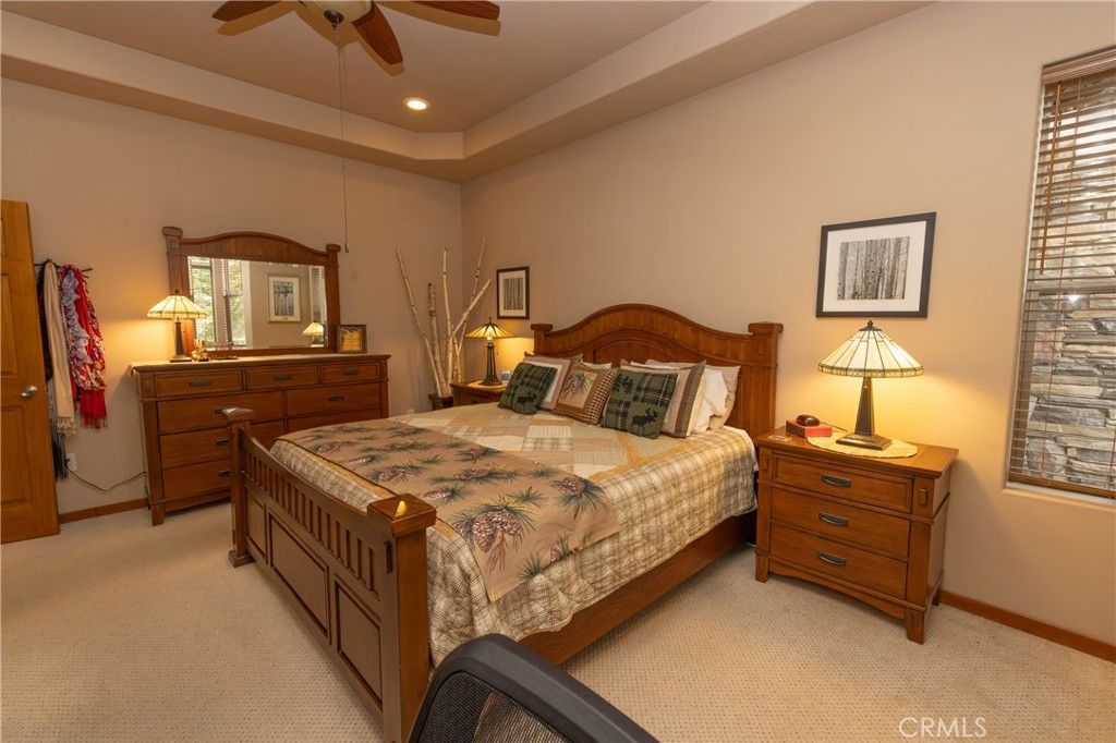 Image 14 of property listing at 39255 Seminole, Fawnskin, CA 92333