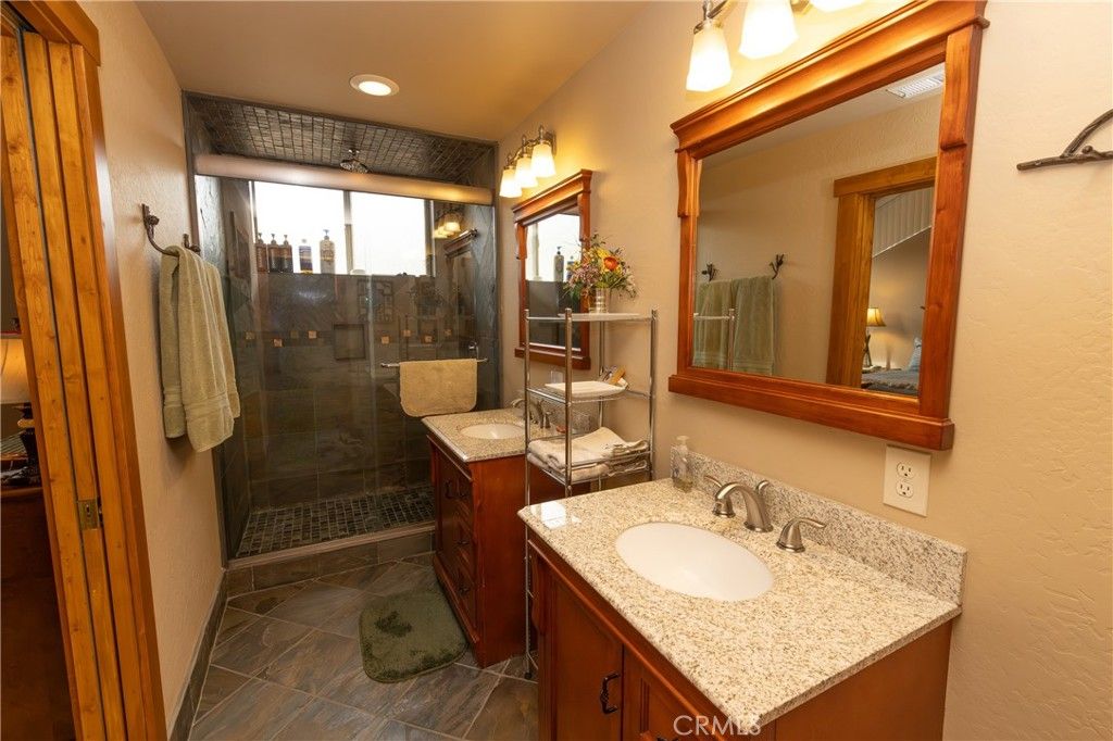 Image 24 of property listing at 39255 Seminole, Fawnskin, CA 92333