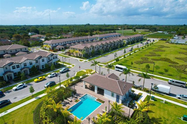 26455 SW 148th Ave, Homestead, FL 33032