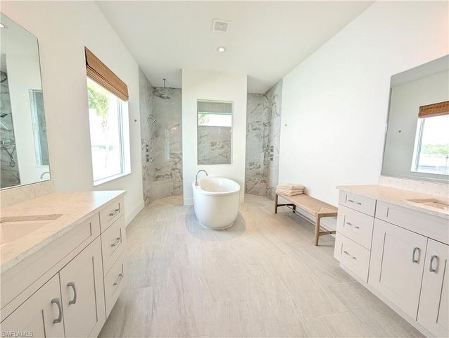 9077 Wisteria WAY, Naples, FL 34114