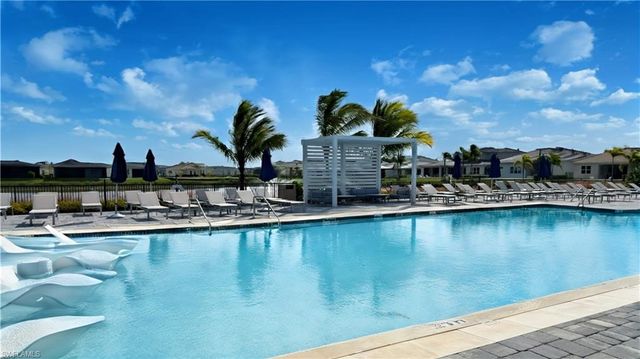 9077 Wisteria WAY, Naples, FL 34114