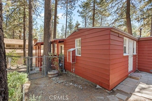 1498 Oriole Road, Wrightwood, CA 92397