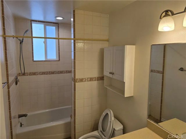 25317 Avenida Ronada, Valencia, CA 91355