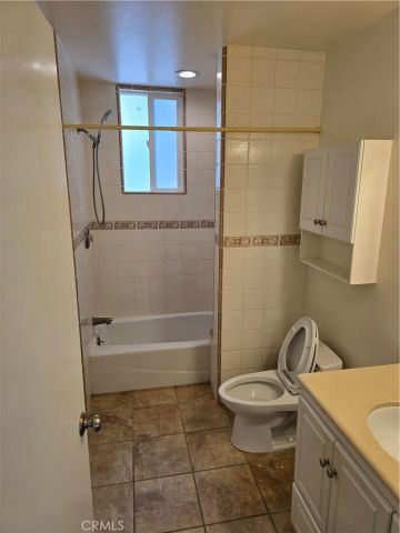 25317 Avenida Ronada, Valencia, CA 91355