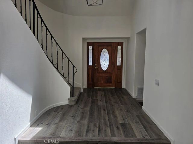 25317 Avenida Ronada, Valencia, CA 91355