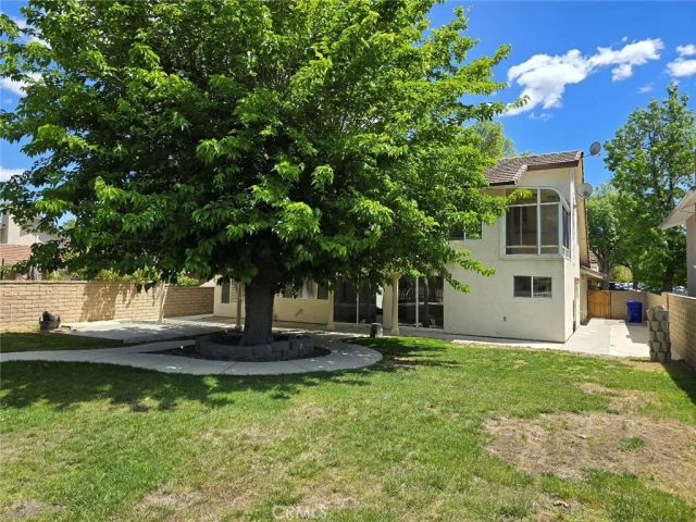 25317 Avenida Ronada, Valencia, CA 91355