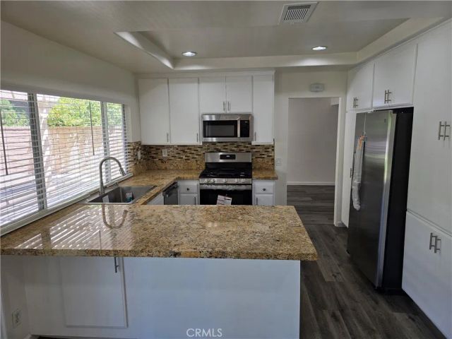 25317 Avenida Ronada, Valencia, CA 91355