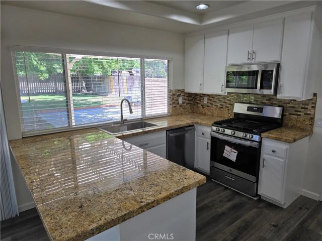 25317 Avenida Ronada, Valencia, CA 91355