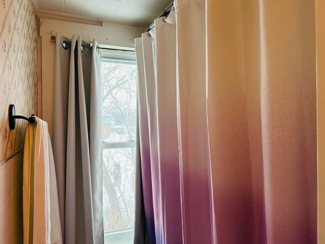 127 Main Street, Colebrook, NH 03576