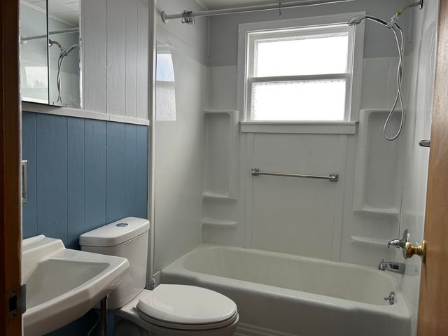 127 Main Street, Colebrook, NH 03576