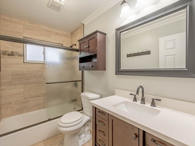 454 E Park Avenue, Elmhurst, IL 60126