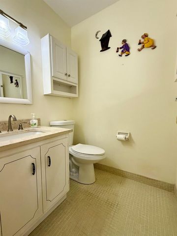 215 South Boulevard C, Boynton Beach, FL 33435