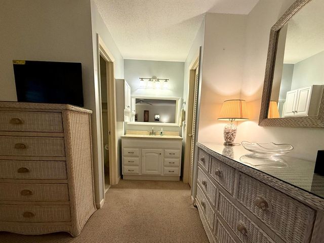 215 South Boulevard C, Boynton Beach, FL 33435