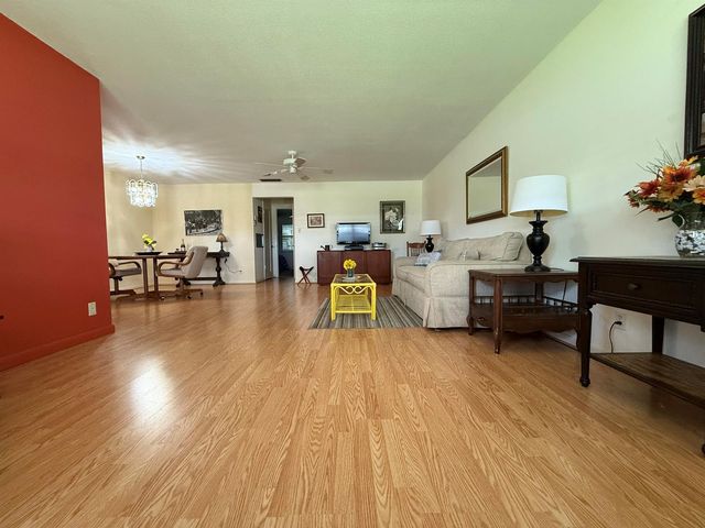 215 South Boulevard C, Boynton Beach, FL 33435