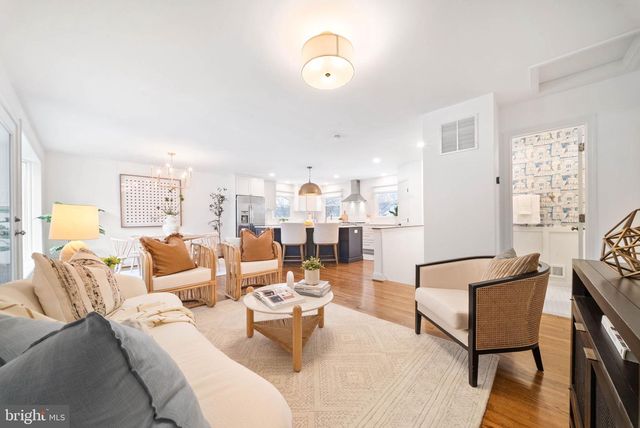 11214 DEWEY RD, Kensington, MD 20895