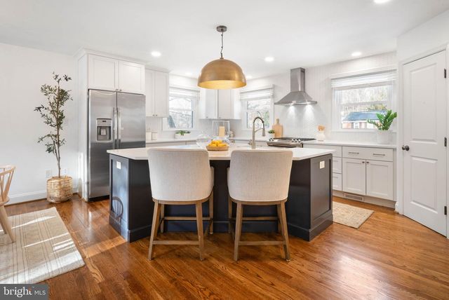 11214 DEWEY RD, Kensington, MD 20895