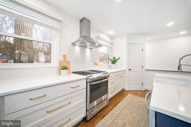 11214 DEWEY RD, Kensington, MD 20895