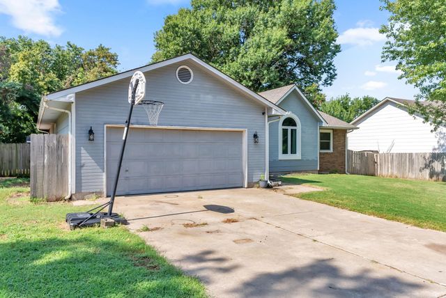 703 Heidi Ln, Mulvane, KS 67110