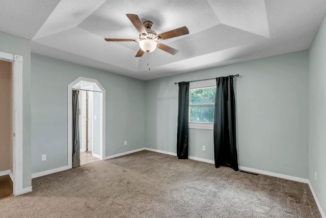 703 Heidi Ln, Mulvane, KS 67110